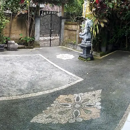オプレス ホームステイ